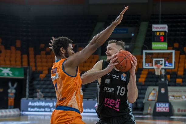 关重要的 关重要的